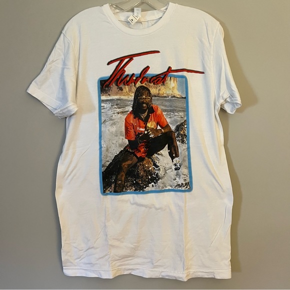 Tultex ThunderCat Graphic White T-Shirt - Men’s Medium - Picture 1 of 4